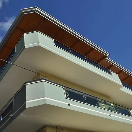 Green House Гостевой дом Неаполь